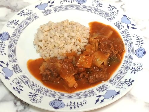 Hovězí guláš pražského frajera – Snadné Česko recept, zvládnete za 45 - 60 minut